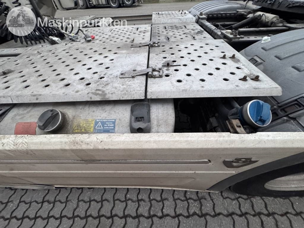 Тягач Scania R 580: фото 8