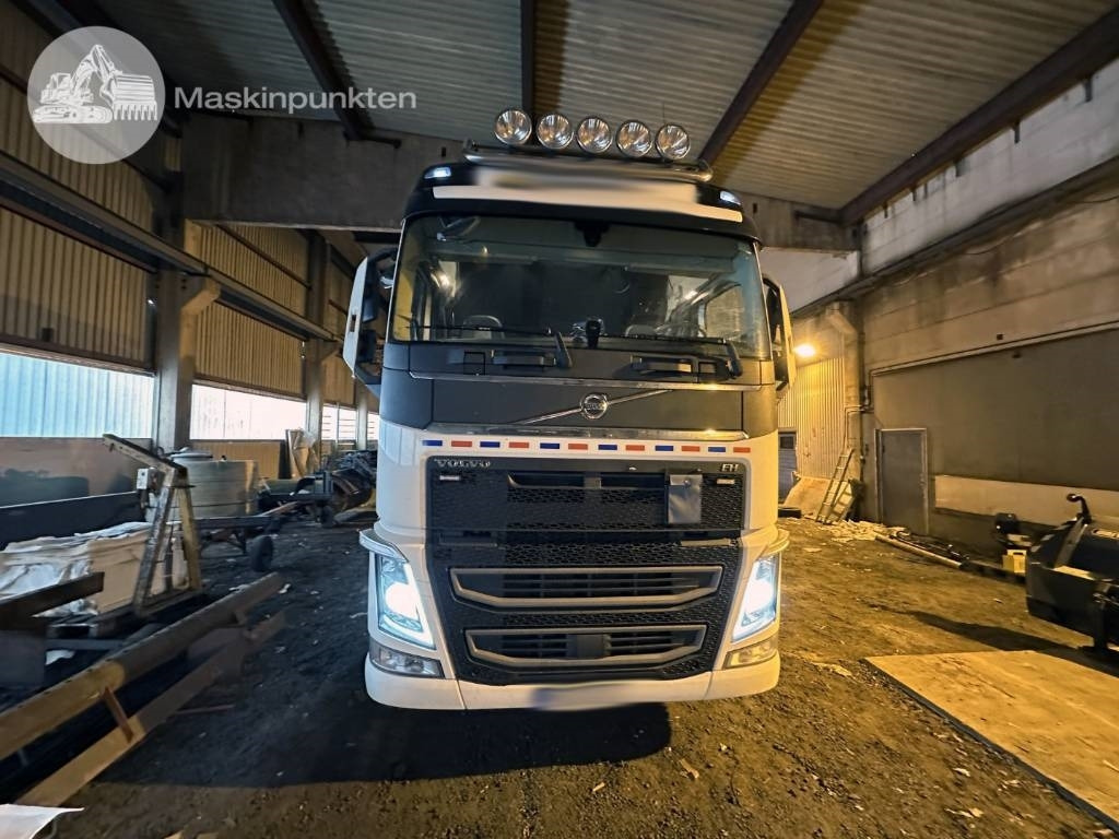 Volvo FH 500 TMA - Тягач: фото 4 Volvo FH 500 TMA - Тягач: фото 4