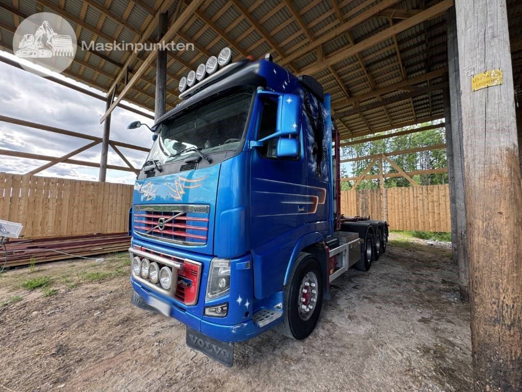 Volvo FH 16 550 - Крюковой мультилифт: фото 1 Volvo FH 16 550 - Крюковой мультилифт: фото 1