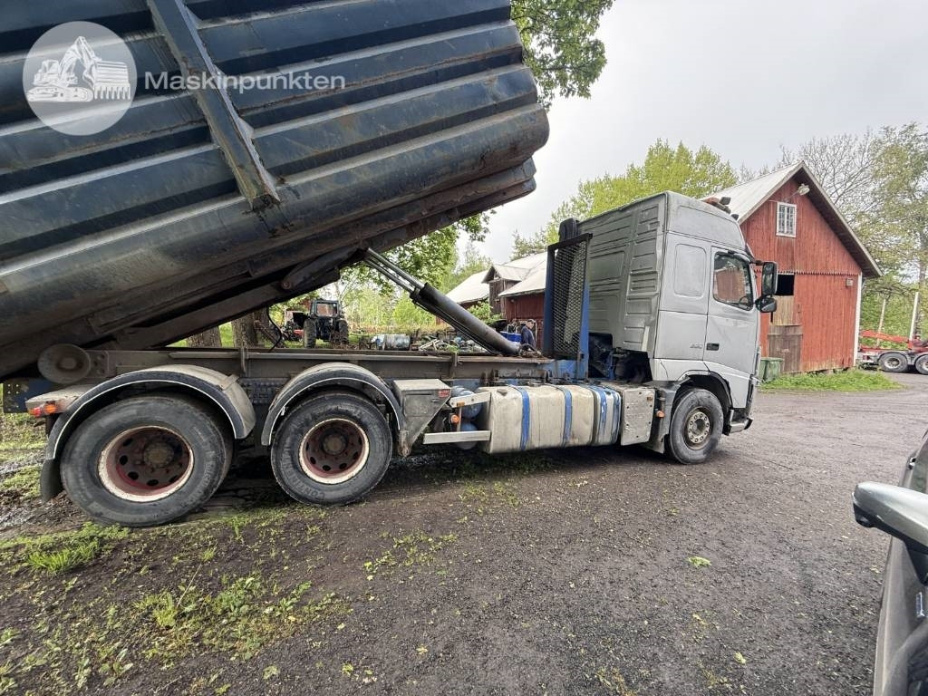Volvo FH 16 660 - Крюковой мультилифт: фото 4 Volvo FH 16 660 - Крюковой мультилифт: фото 4