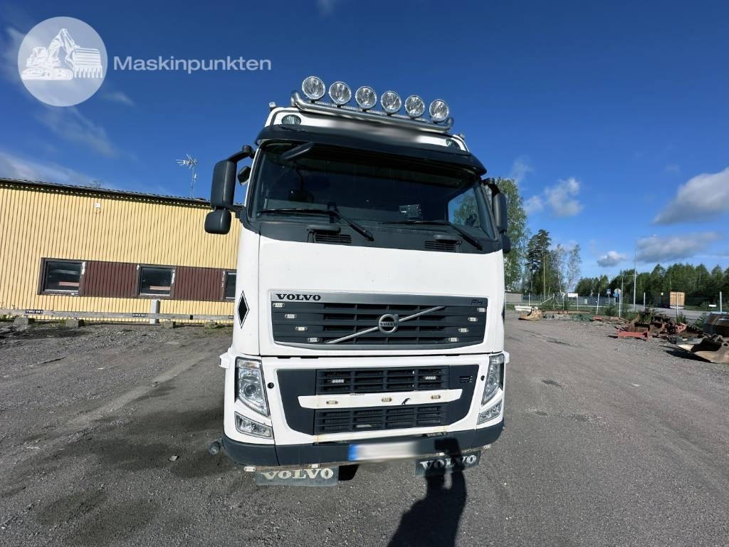 Volvo FH 500 - Крюковой мультилифт: фото 3 Volvo FH 500 - Крюковой мультилифт: фото 3
