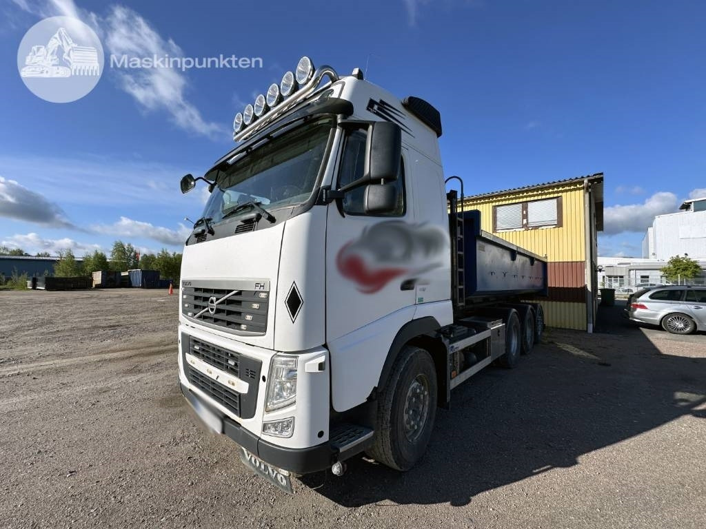 Volvo FH 500 - Крюковой мультилифт: фото 2 Volvo FH 500 - Крюковой мультилифт: фото 2
