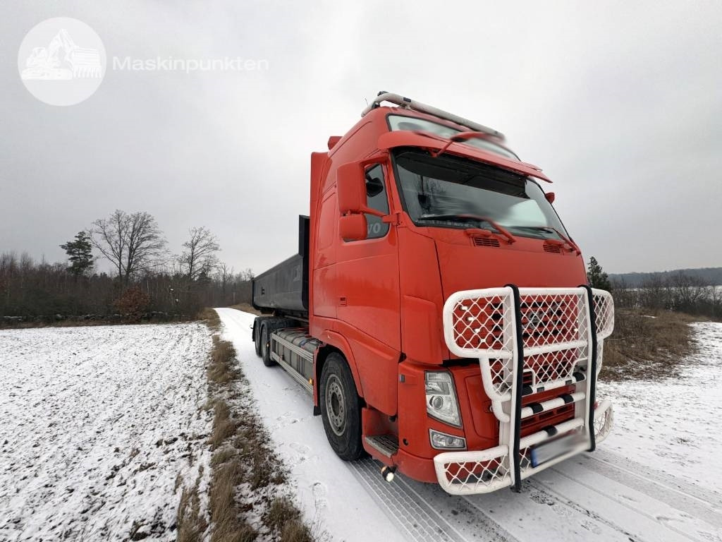 Volvo FH 550 - Крюковой мультилифт: фото 2 Volvo FH 550 - Крюковой мультилифт: фото 2