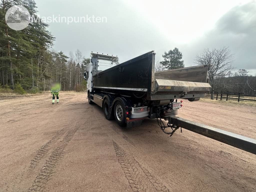 Volvo FH 6*2 - Крюковой мультилифт: фото 3 Volvo FH 6*2 - Крюковой мультилифт: фото 3