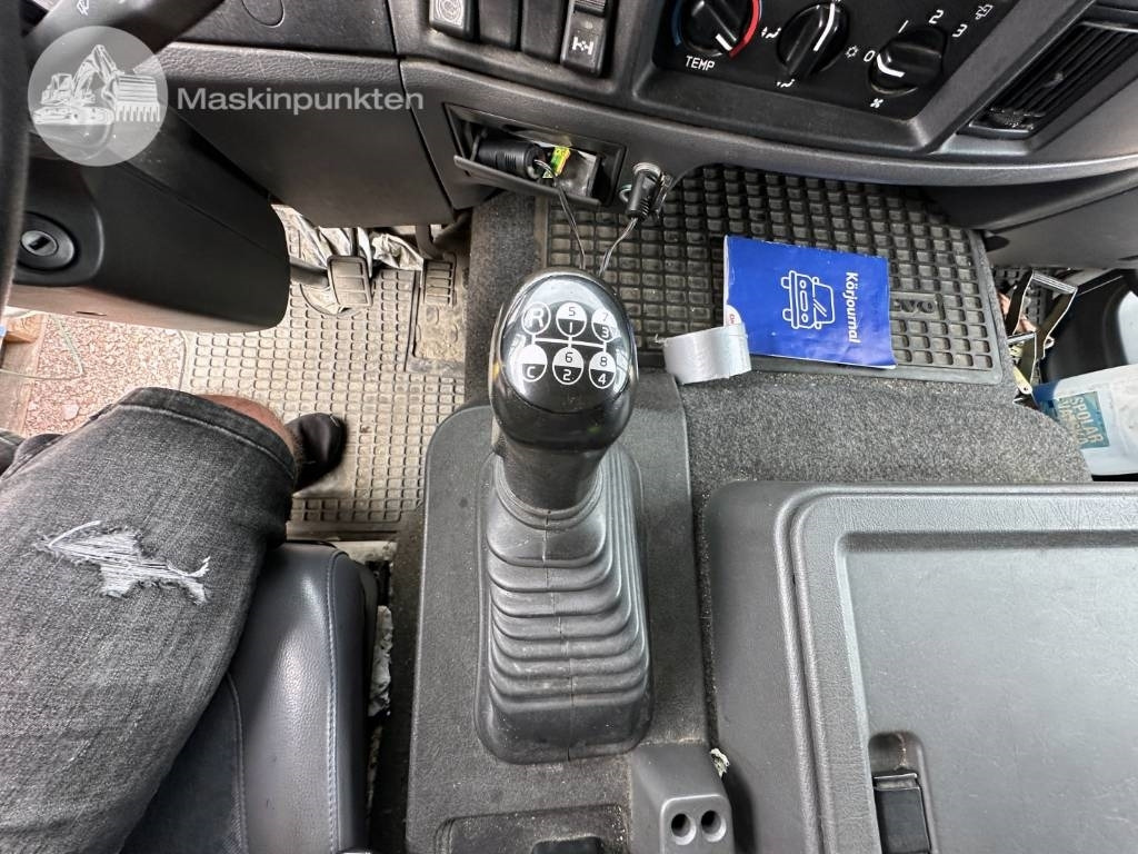 Грузовик с закрытым кузовом Volvo FL 6: фото 44