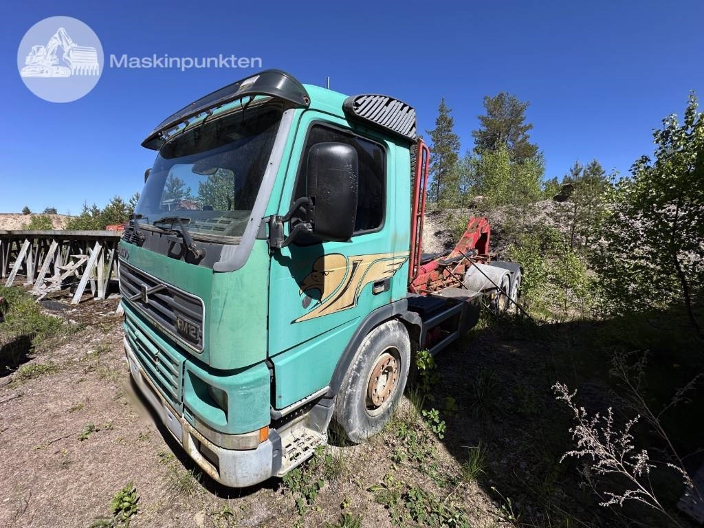 Volvo FM 12 420 - Крюковой мультилифт: фото 1 Volvo FM 12 420 - Крюковой мультилифт: фото 1