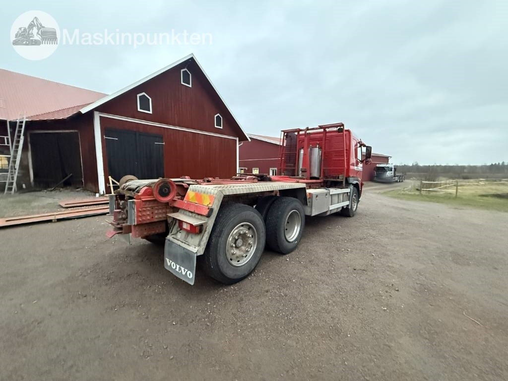 Volvo FM 12 - Крюковой мультилифт: фото 5 Volvo FM 12 - Крюковой мультилифт: фото 5