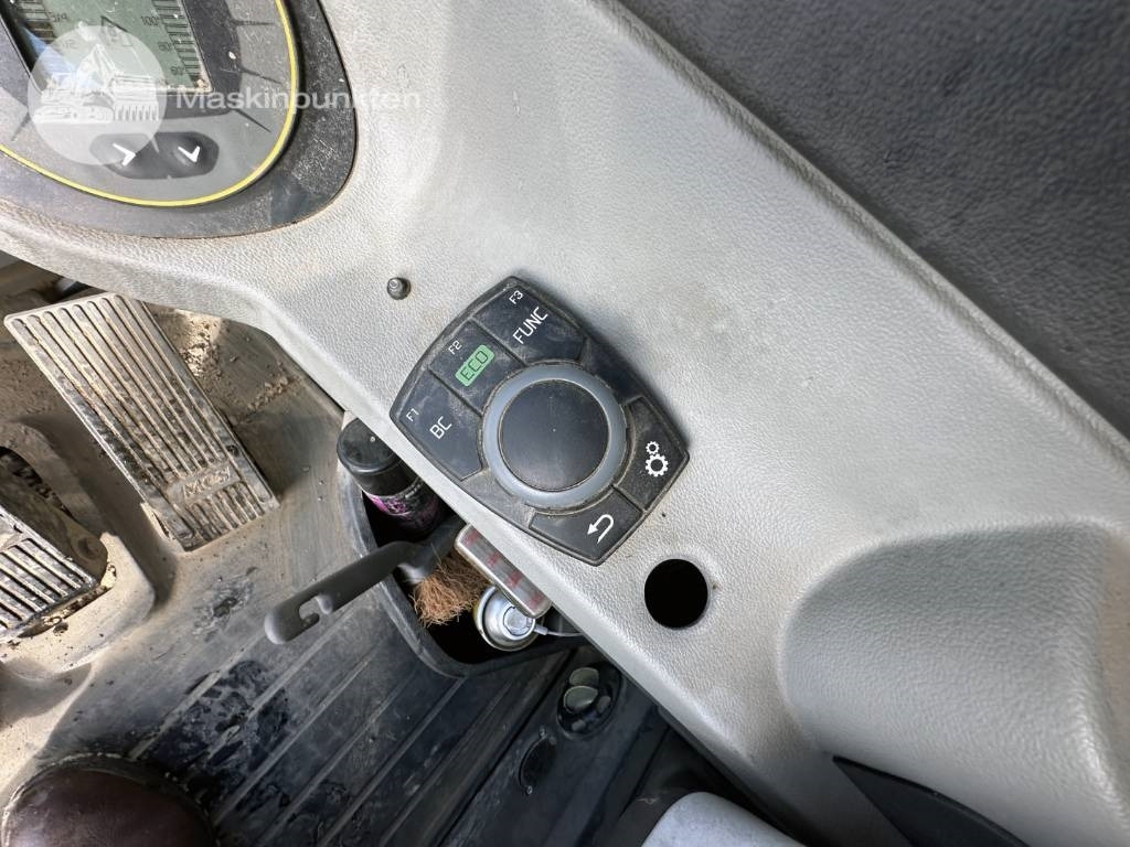 Колёсный экскаватор Wacker Neuson EW 100: фото 23