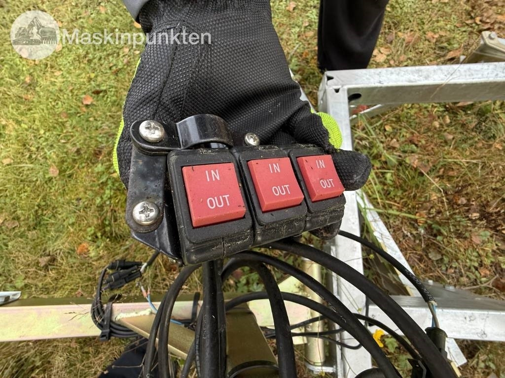 Строительное оборудование Ystad maskiner YVP 165T vägsladd: фото 14 Строительное оборудование Ystad maskiner YVP 165T vägsladd: фото 14