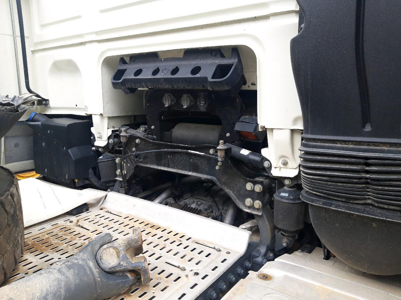 Тягач DAF XF510: фото 6
