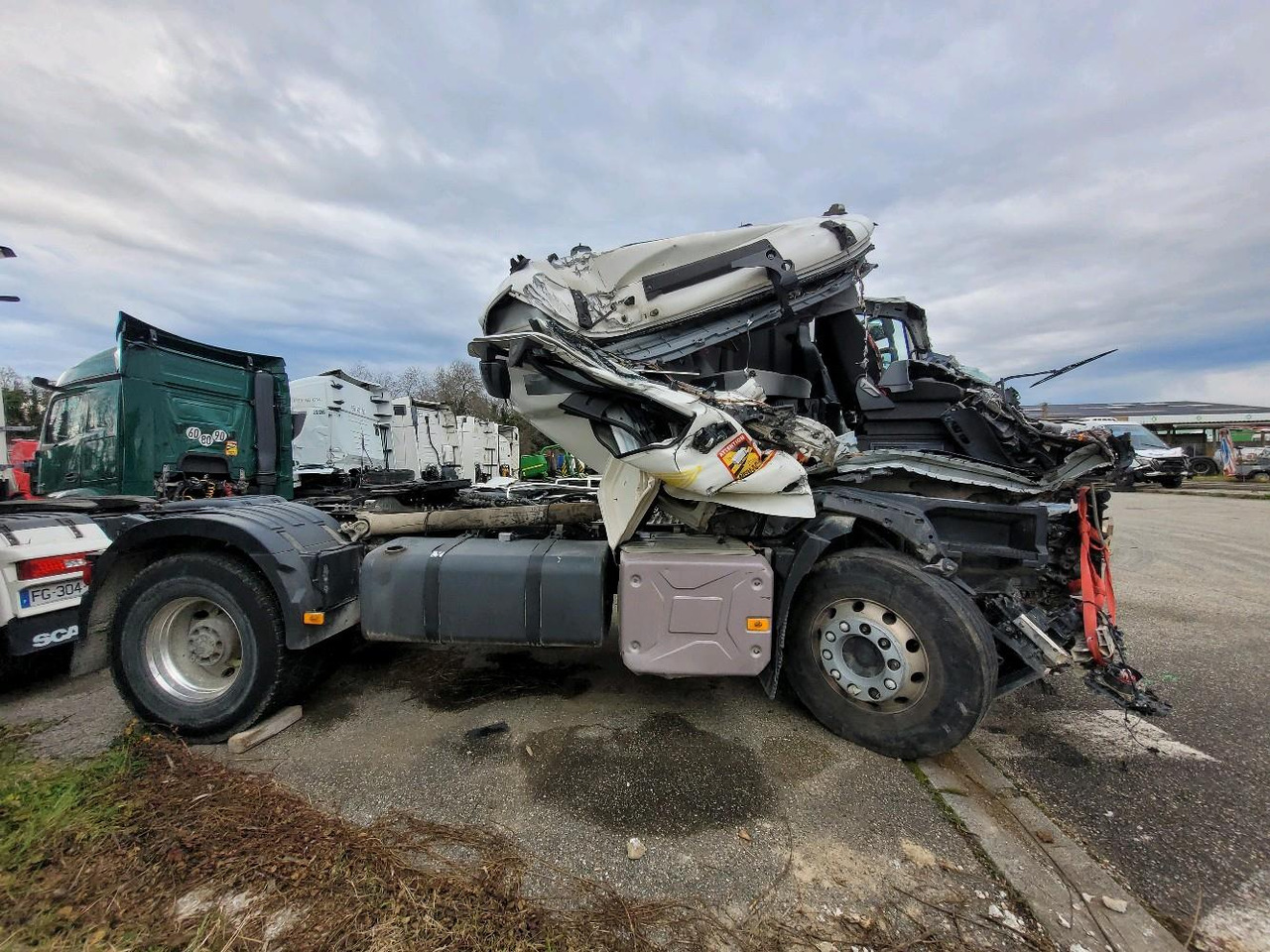 RENAULT C 480 CABINE APPROFONDIE EQU - Тягач: фото 3 RENAULT C 480 CABINE APPROFONDIE EQU - Тягач: фото 3