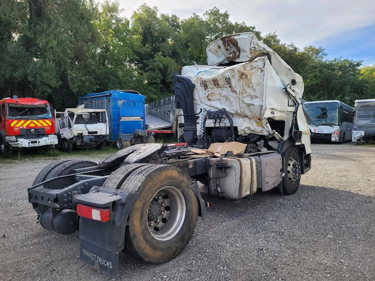 RENAULT T-CLASSIC 460DTI - Тягач: фото 4 RENAULT T-CLASSIC 460DTI - Тягач: фото 4