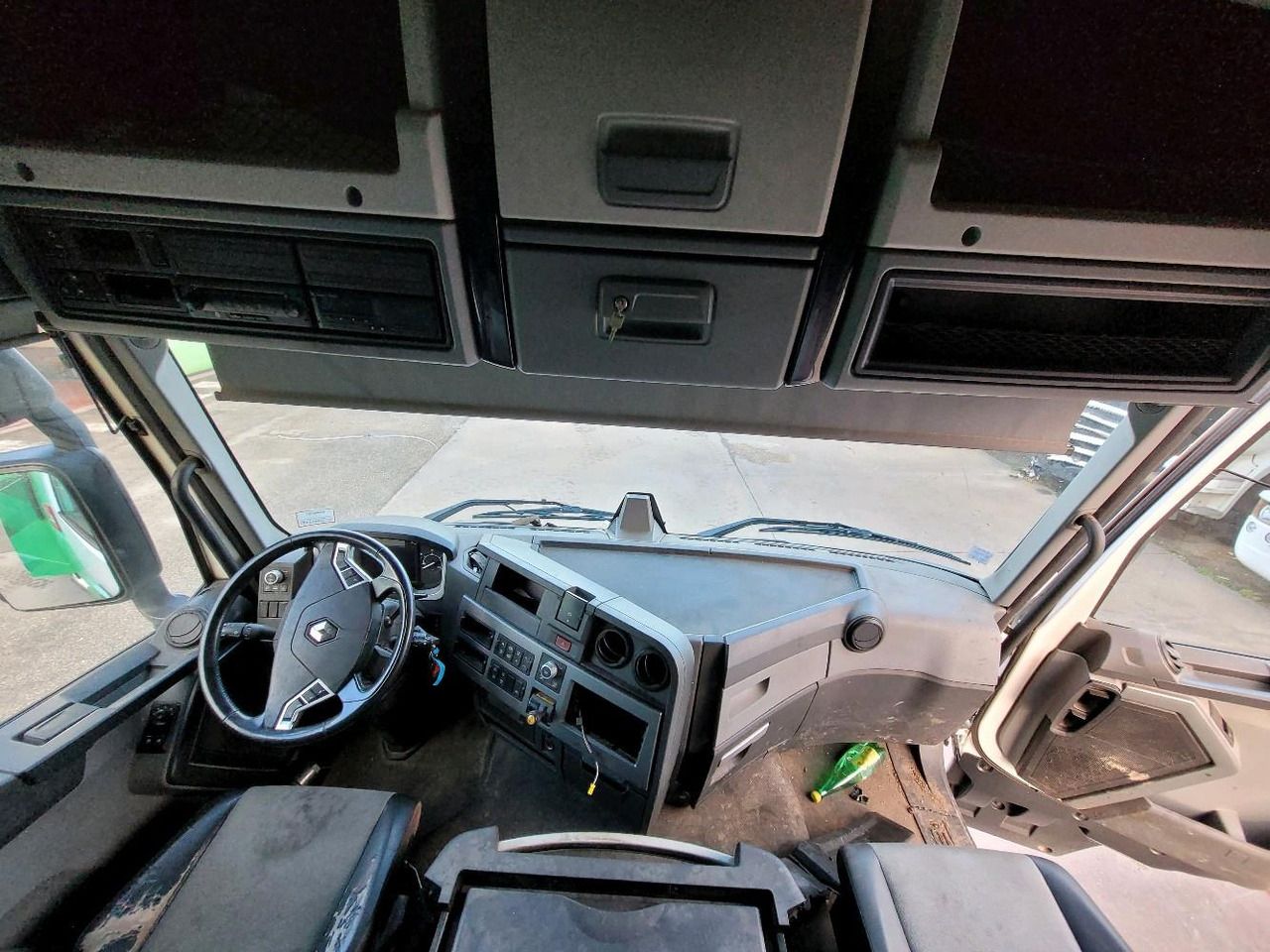 Тягач RENAULT T480: фото 12