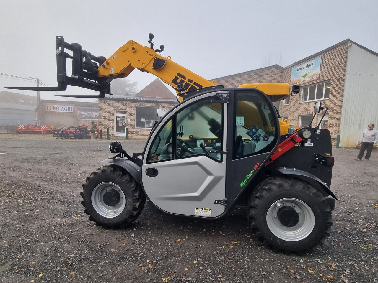 DIECI MINI AGRI 26.6 - Телескопический погрузчик: фото 3 DIECI MINI AGRI 26.6 - Телескопический погрузчик: фото 3