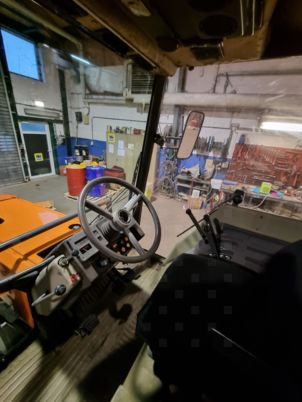 Renault RENAULT 900 MI - Трактор: фото 4 Renault RENAULT 900 MI - Трактор: фото 4