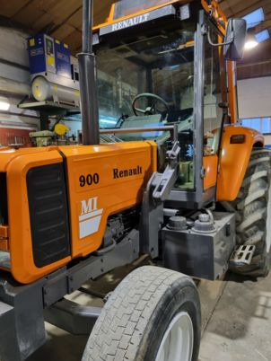 Renault RENAULT 900 MI - Трактор: фото 1 Renault RENAULT 900 MI - Трактор: фото 1