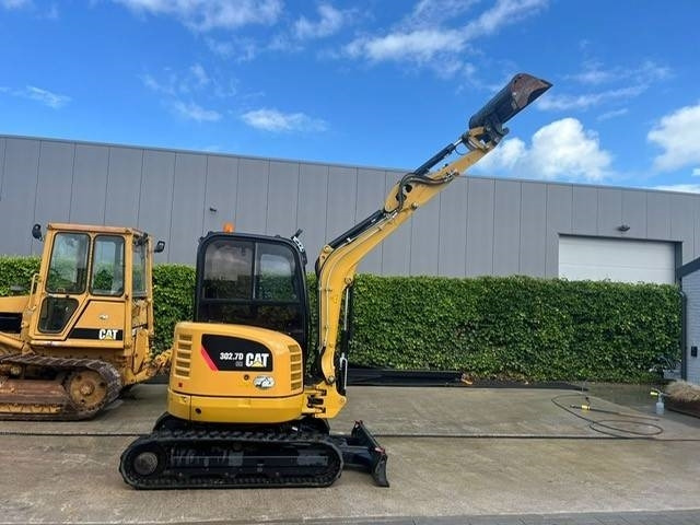 CAT 302.7 D CR - Мини-экскаватор: фото 3 CAT 302.7 D CR - Мини-экскаватор: фото 3