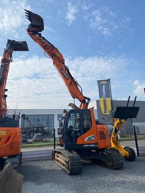 Doosan DX140 LCR-5 - Гусеничный экскаватор: фото 3 Doosan DX140 LCR-5 - Гусеничный экскаватор: фото 3