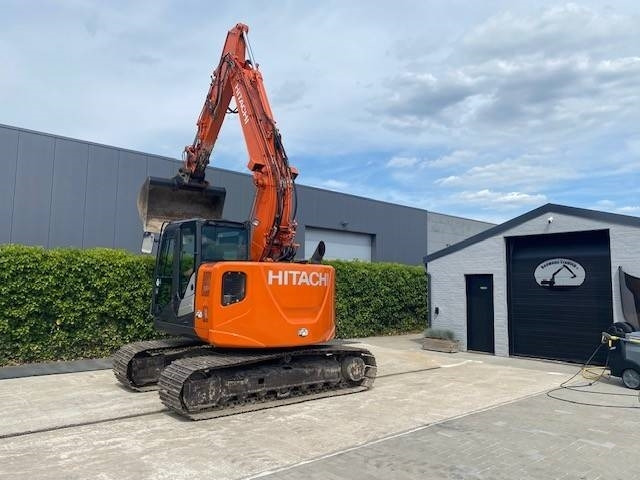 Hitachi ZX 135 US 5-B - Гусеничный экскаватор: фото 5 Hitachi ZX 135 US 5-B - Гусеничный экскаватор: фото 5