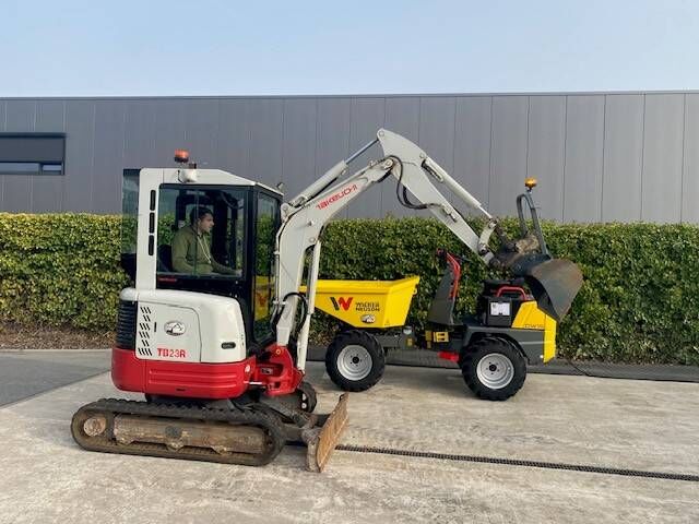 Takeuchi TB 23 R - Мини-экскаватор: фото 5 Takeuchi TB 23 R - Мини-экскаватор: фото 5