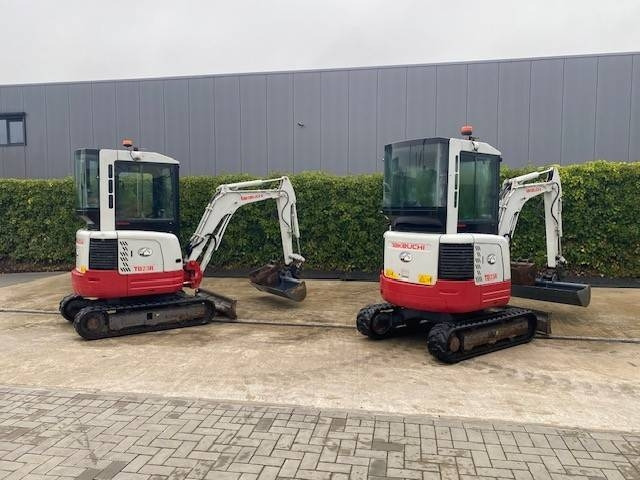 Мини-экскаватор Takeuchi TB 23 R: фото 20 Мини-экскаватор Takeuchi TB 23 R: фото 20