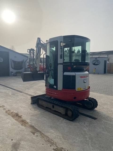 Takeuchi TB 23 R - Мини-экскаватор: фото 2 Takeuchi TB 23 R - Мини-экскаватор: фото 2