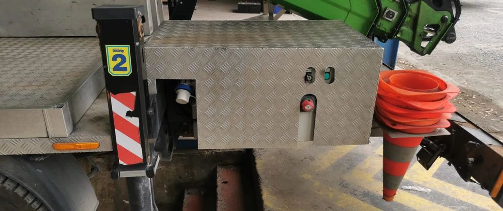 Iveco DAILY WINDA ELEKTRYK / HYBRYDA - Грузовик с подъемником: фото 4 Iveco DAILY WINDA ELEKTRYK / HYBRYDA - Грузовик с подъемником: фото 4