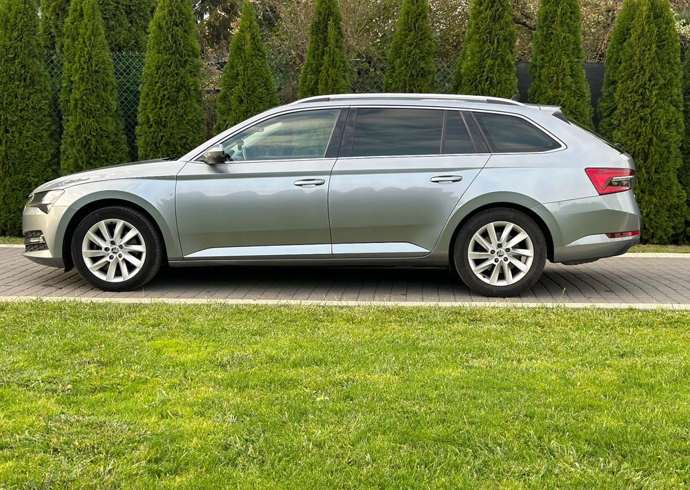 Skoda Superb 2.0 TDI SCR Style DSG - Универсал: фото 4 Skoda Superb 2.0 TDI SCR Style DSG - Универсал: фото 4