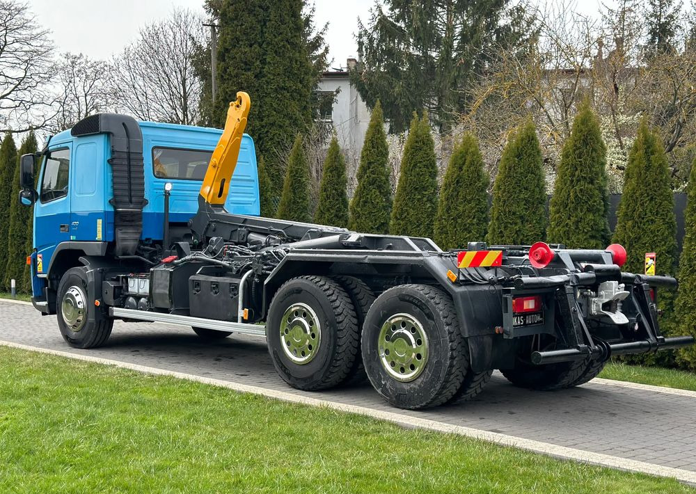 Крюковой мультилифт Volvo FM 400 HAKOWIEC 6X4: фото 6 Крюковой мультилифт Volvo FM 400 HAKOWIEC 6X4: фото 6
