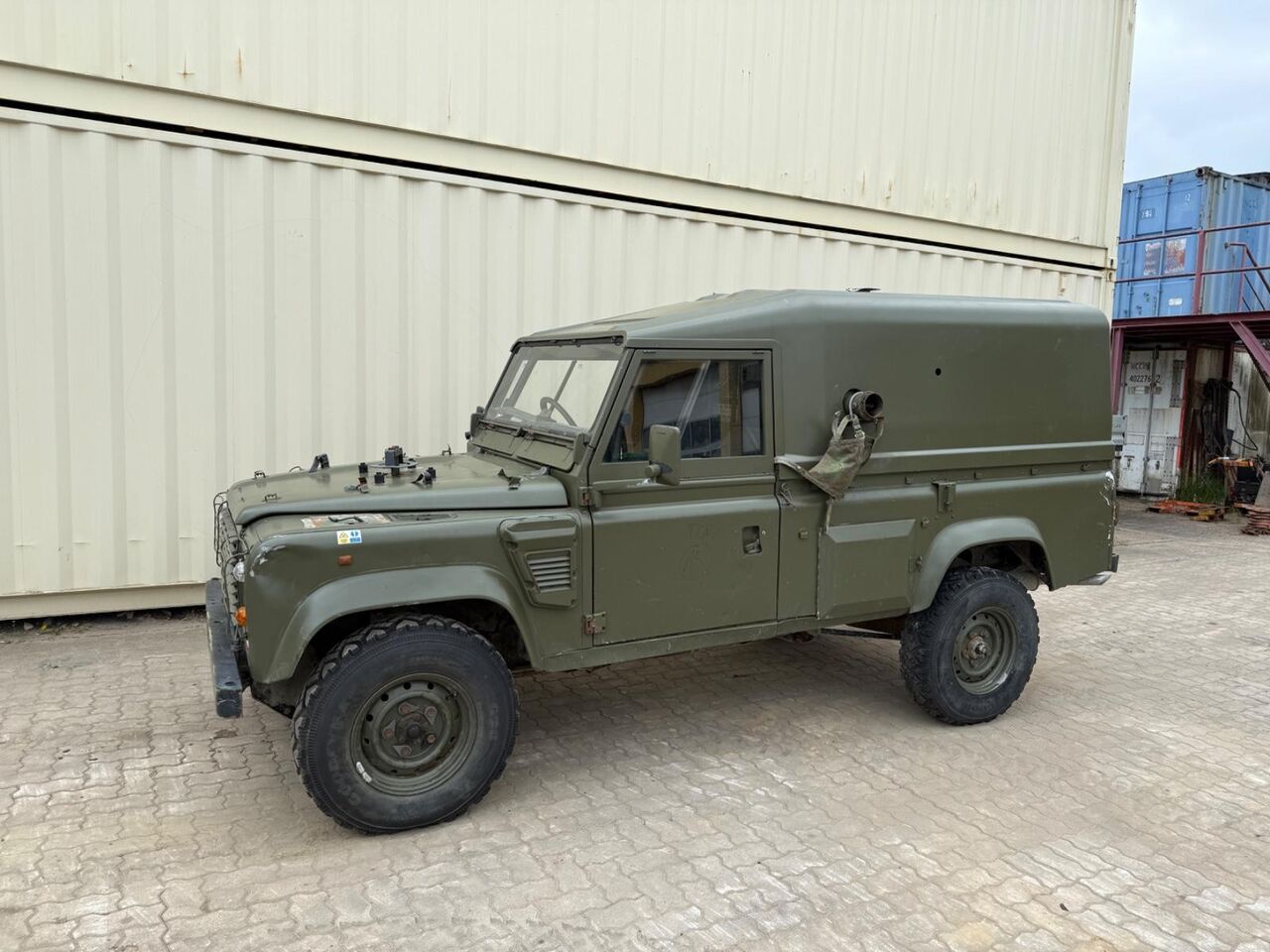 Land Rover 110 TDi Hardtop / WOLF XD / EX ARMEE / RHD - Внедорожник: фото 1 Land Rover 110 TDi Hardtop / WOLF XD / EX ARMEE / RHD - Внедорожник: фото 1