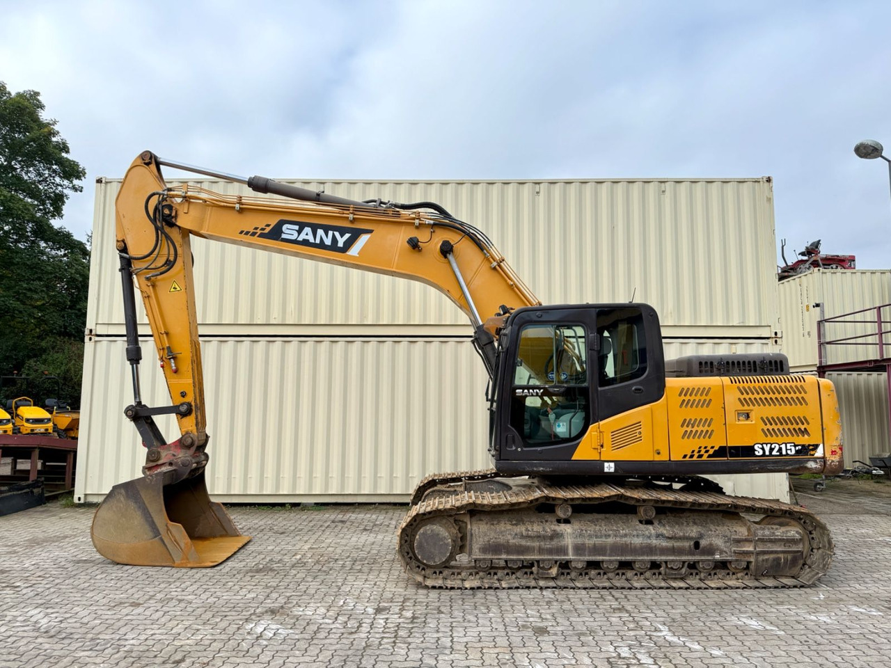 Sany SY215C / 2015 BJ / 5.854 H / MS21 / 1. Hand - Гусеничный экскаватор: фото 2 Sany SY215C / 2015 BJ / 5.854 H / MS21 / 1. Hand - Гусеничный экскаватор: фото 2