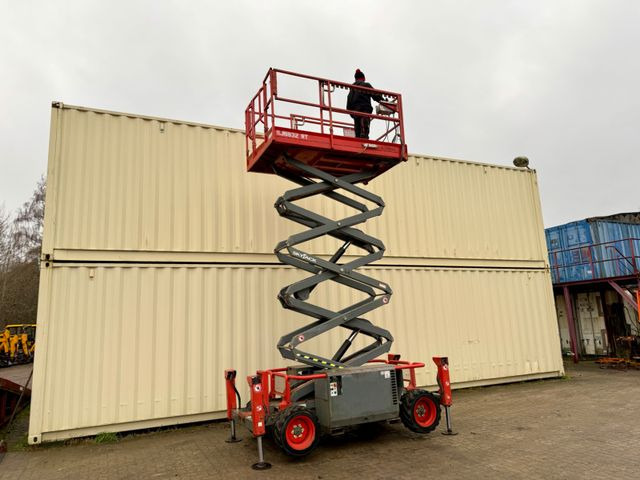 Skyjack SJ6832RT 4x4 Diesel, 11.8 Meter, 1.592 H - Ножничный подъемник: фото 4 Skyjack SJ6832RT 4x4 Diesel, 11.8 Meter, 1.592 H - Ножничный подъемник: фото 4