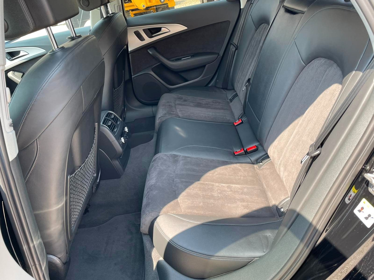 Седан Audi A6 2.0 TDI S tronic quattro: фото 13 Седан Audi A6 2.0 TDI S tronic quattro: фото 13