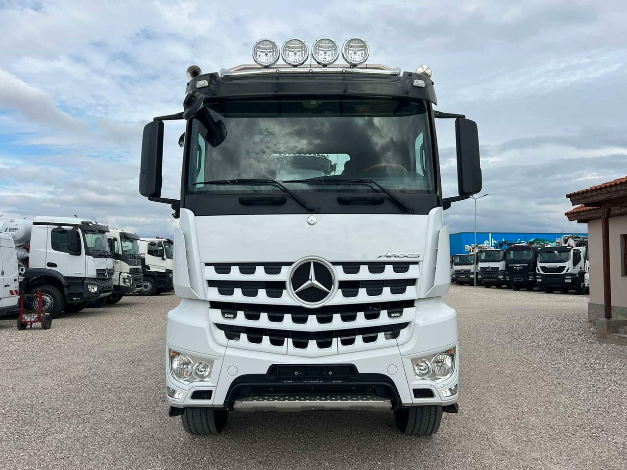 Mercedes-Benz AROCS 3251 CIFA MAGNUM MK28.4L - Автобетононасос-смеситель: фото 2 Mercedes-Benz AROCS 3251 CIFA MAGNUM MK28.4L - Автобетононасос-смеситель: фото 2