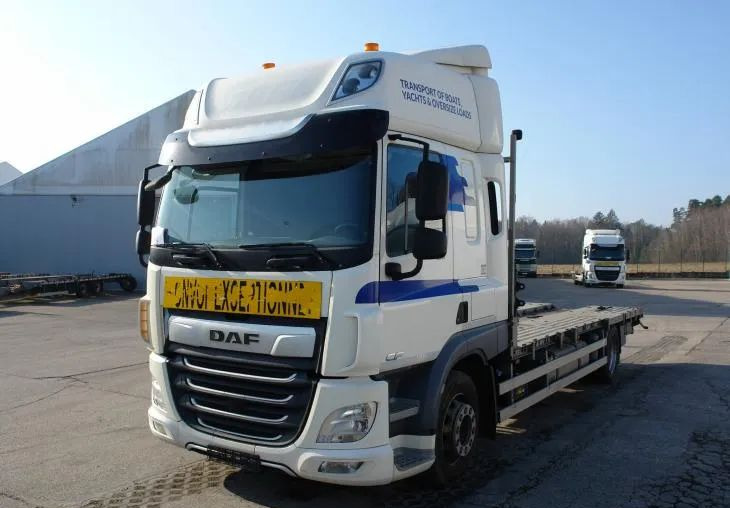 DAF CF 410 EURO 6 Laweta - Platforma super stan - Грузовик бортовой/ Платформа: фото 1 DAF CF 410 EURO 6 Laweta - Platforma super stan - Грузовик бортовой/ Платформа: фото 1
