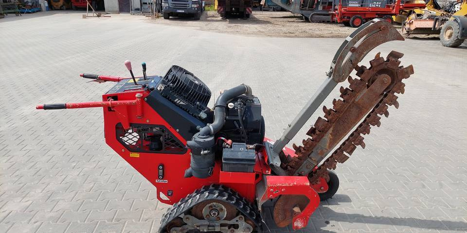 Koparka łańcuchowa Vermeer RTX150 2015 - Траншеекопатель: фото 4 Koparka łańcuchowa Vermeer RTX150 2015 - Траншеекопатель: фото 4