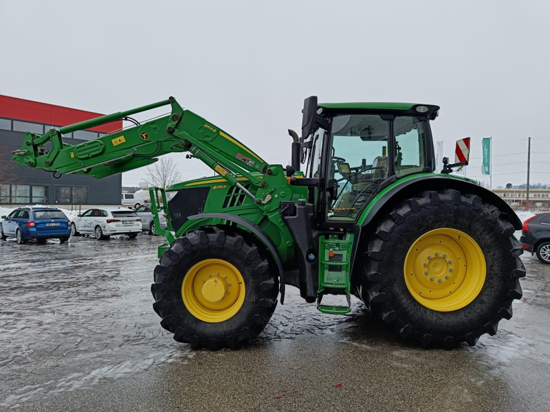 John Deere 6215R - Трактор: фото 3 John Deere 6215R - Трактор: фото 3