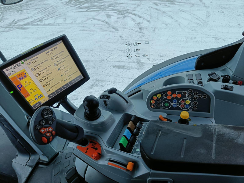 Трактор New Holland T 7.315 AC: фото 16