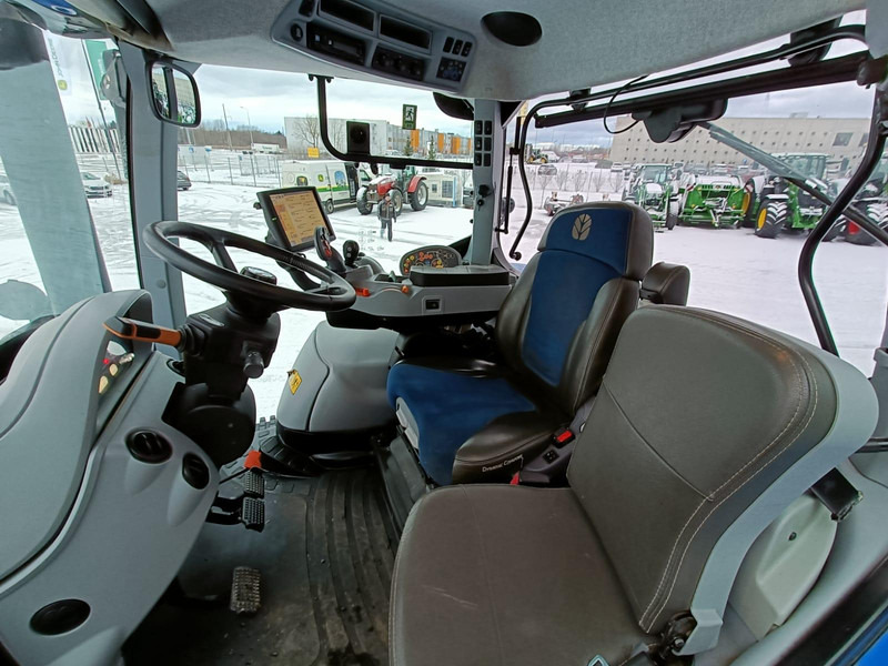 Трактор New Holland T 7.315 AC: фото 15