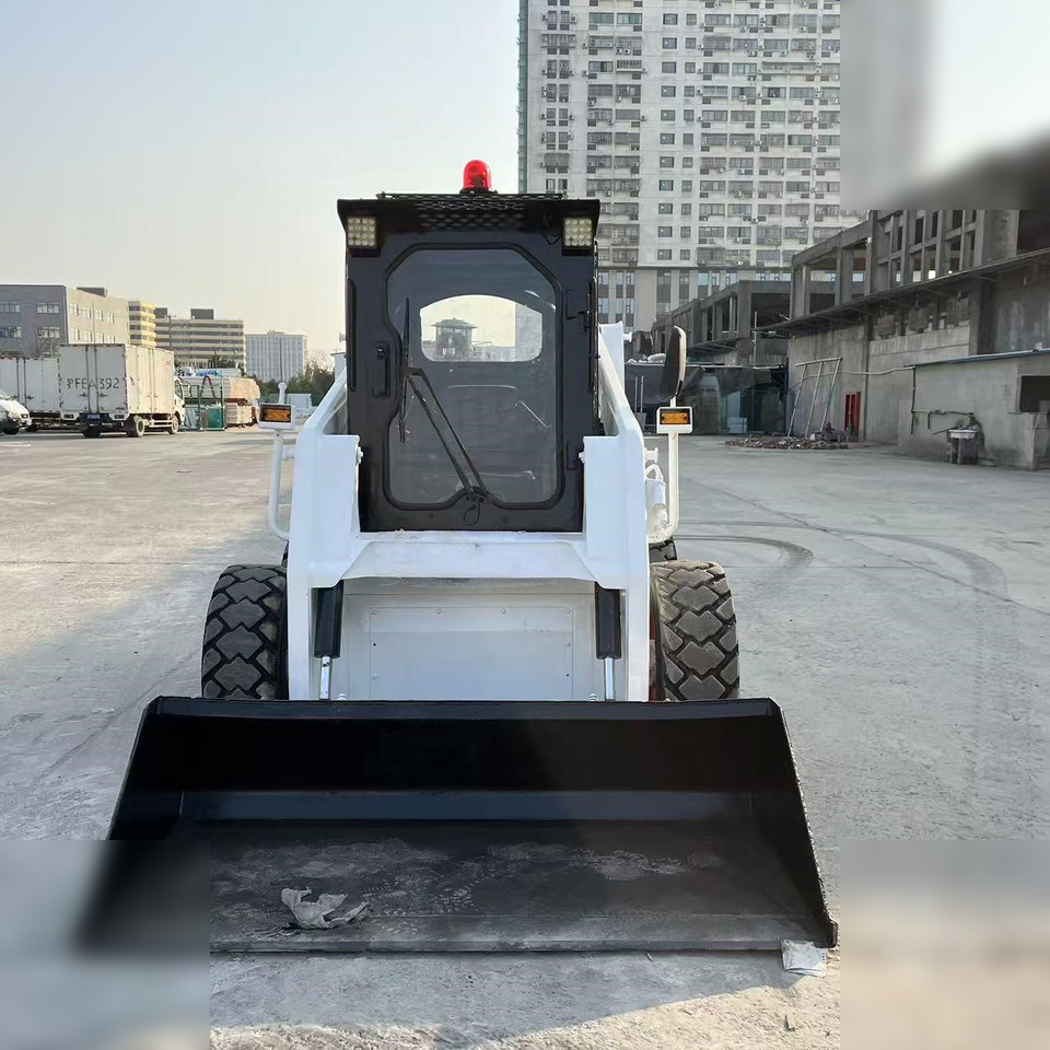 BOBCAT S160 - Мини-погрузчик с бортовым поворотом: фото 4 BOBCAT S160 - Мини-погрузчик с бортовым поворотом: фото 4