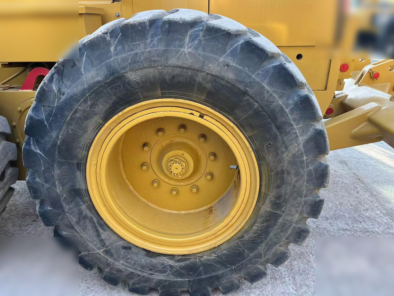Грейдер CATERPILLAR 140G: фото 9