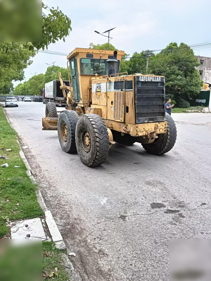 CATERPILLAR 14H - Грейдер: фото 3 CATERPILLAR 14H - Грейдер: фото 3
