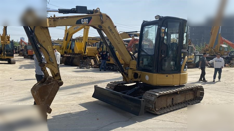 CATERPILLAR 304C - Мини-экскаватор: фото 2 CATERPILLAR 304C - Мини-экскаватор: фото 2