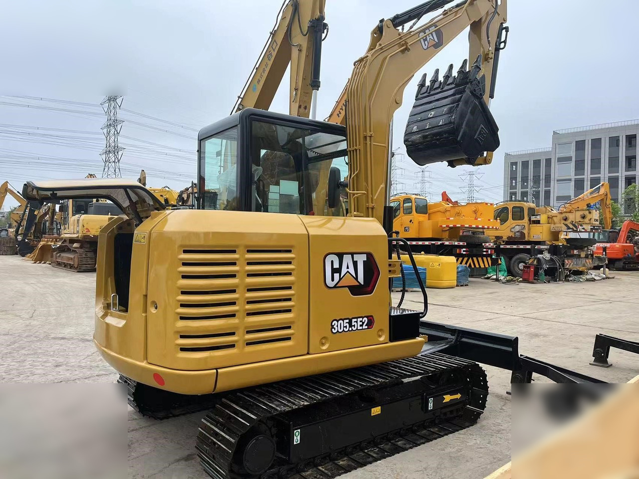 CATERPILLAR 305.5E2 - Мини-экскаватор: фото 2 CATERPILLAR 305.5E2 - Мини-экскаватор: фото 2