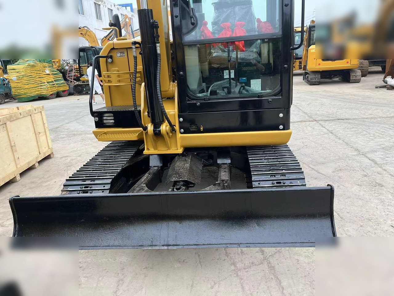 CATERPILLAR 305.5E2 - Мини-экскаватор: фото 3 CATERPILLAR 305.5E2 - Мини-экскаватор: фото 3