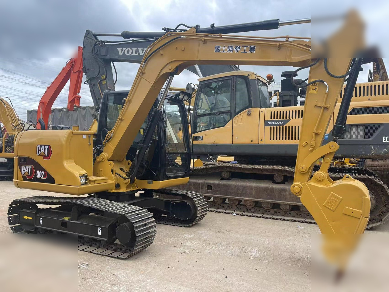 CATERPILLAR 307D - Гусеничный экскаватор: фото 2 CATERPILLAR 307D - Гусеничный экскаватор: фото 2