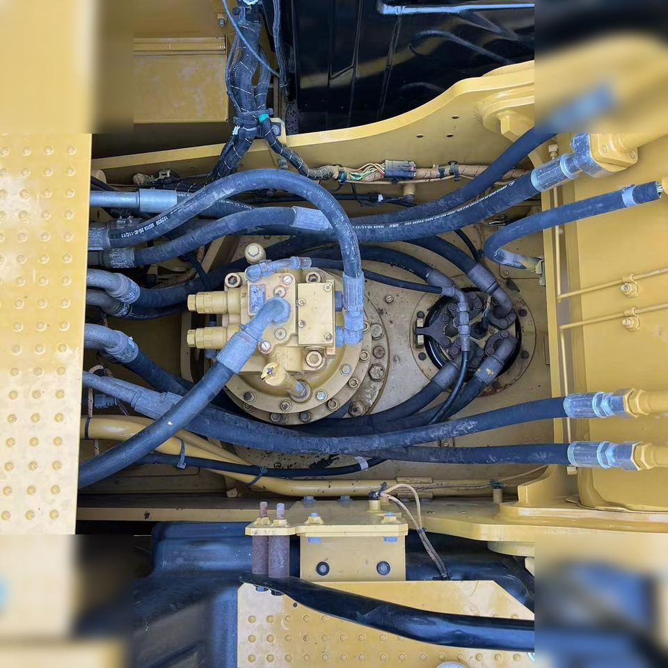 Гусеничный экскаватор CATERPILLAR 320: фото 8