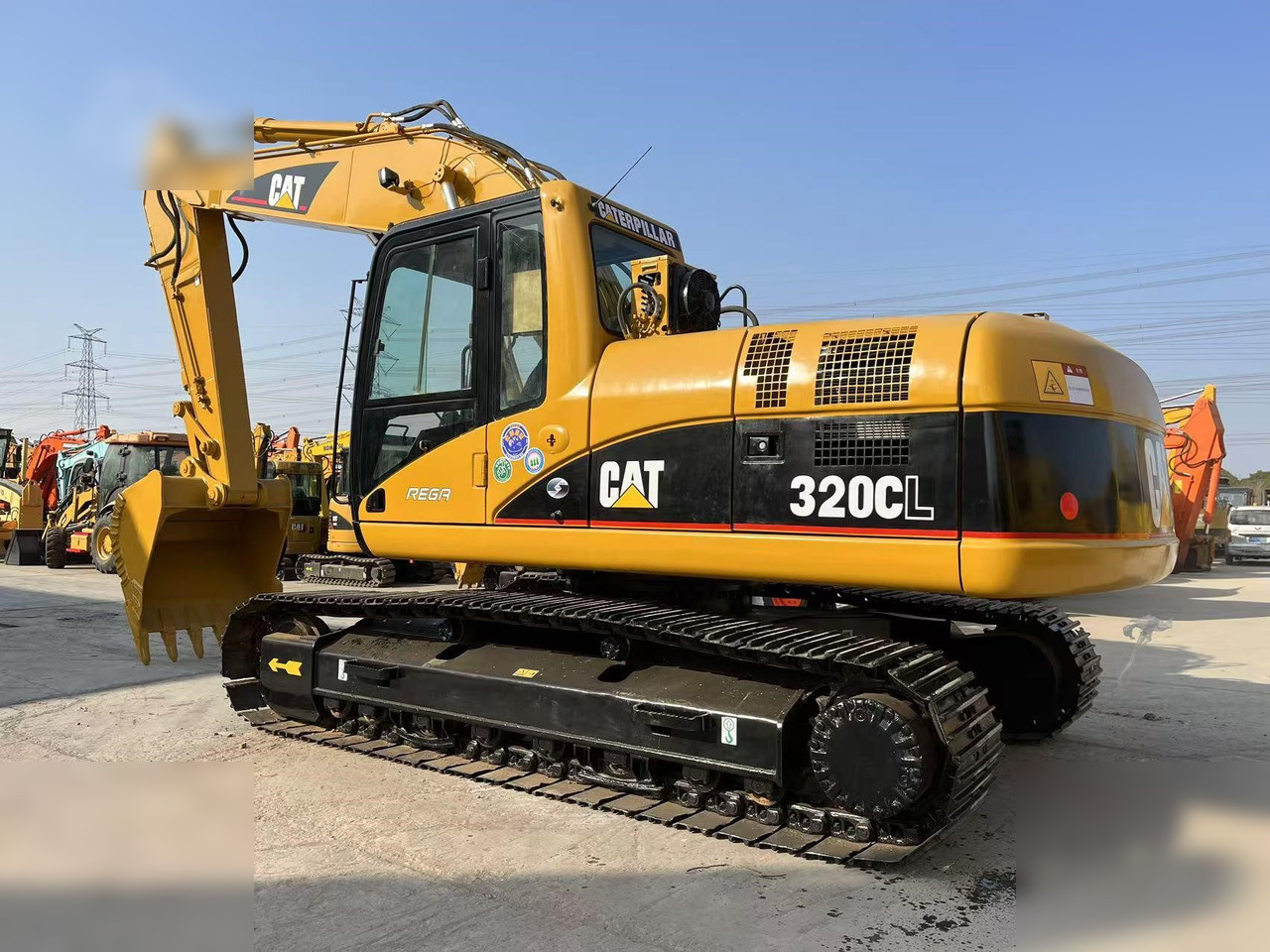 CATERPILLAR 320CL - Гусеничный экскаватор: фото 2 CATERPILLAR 320CL - Гусеничный экскаватор: фото 2