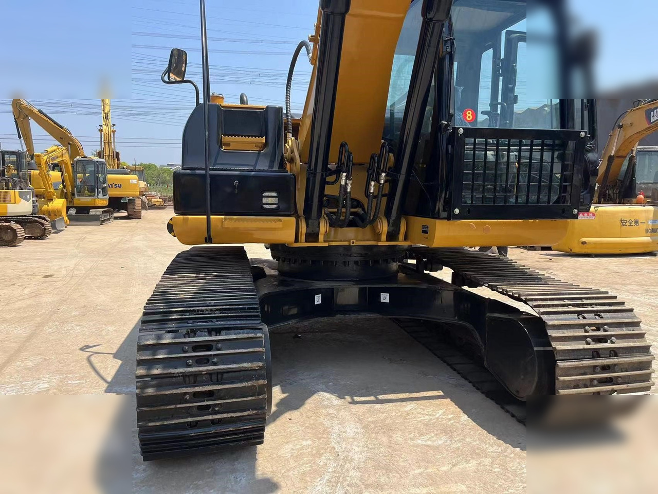 CATERPILLAR 320D - Гусеничный экскаватор: фото 4 CATERPILLAR 320D - Гусеничный экскаватор: фото 4