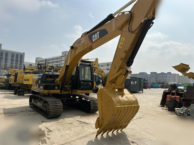 CATERPILLAR 320D - Гусеничный экскаватор: фото 4 CATERPILLAR 320D - Гусеничный экскаватор: фото 4
